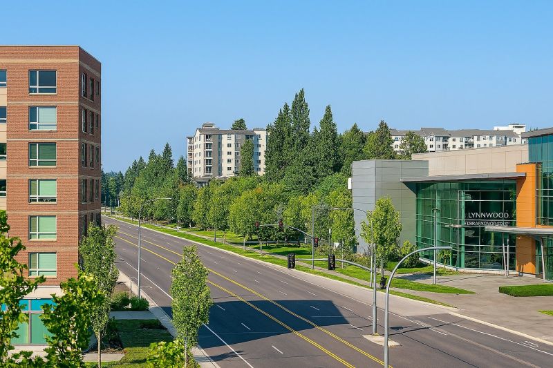 Best Tub To Shower Conversion pros in Lynnwood, WA